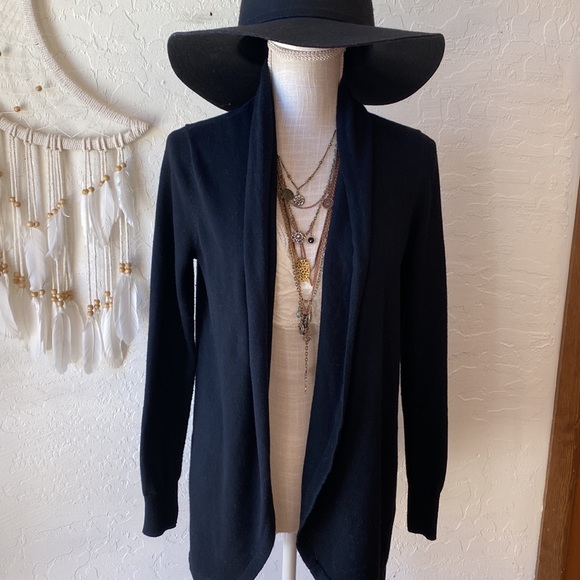 🎉 ELLA MOSS COMFY CARDIGAN ‼️ - Picture 2 of 13